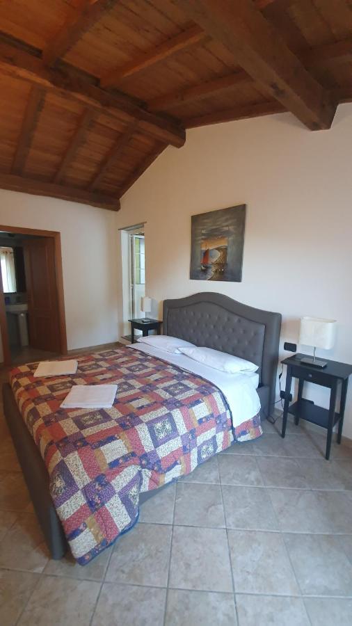 Bed and Breakfast Il Girasole Semorile Exterior foto